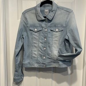 Women’s Kenzie Blue Denim Jacket pinstriped size large